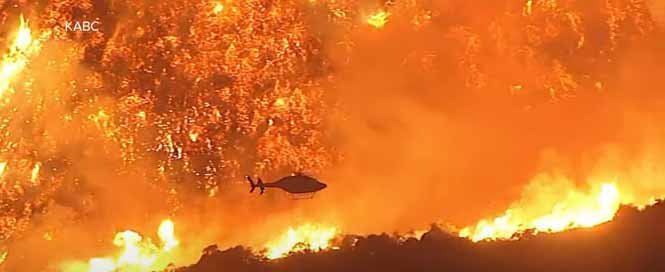 2025 California wildfires in Los Angeles: A devastating scene showing large-scale destruction, with smoke rising over burned landscapes and affected communities in Southern California.